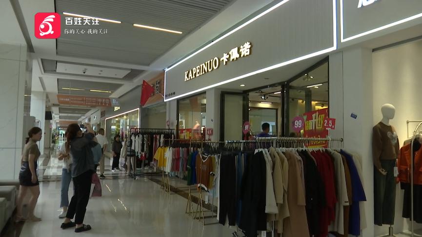 DƬ